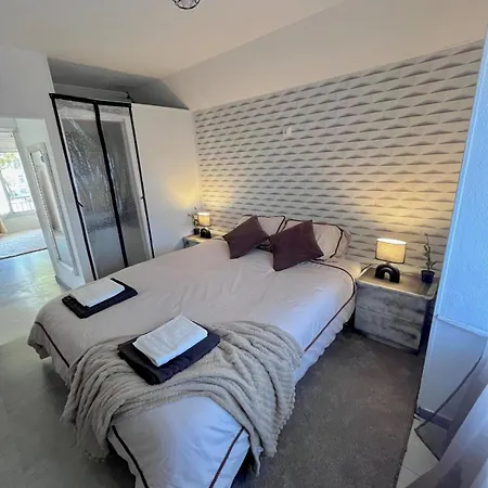 Apartment Atypique & Calme, Proche De Paris *